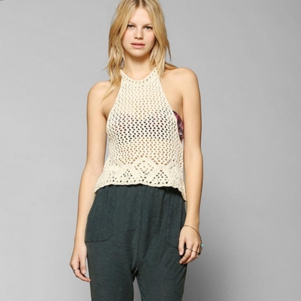 Urban Outfitters Staring at Stars Crochet Crop
